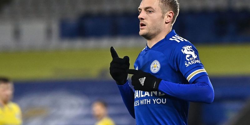 Jamie Vardy: From factory worker to English football legend.